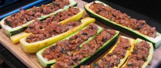 Кабачок фаршированный курицей — нежное и очень вкусное блюдо